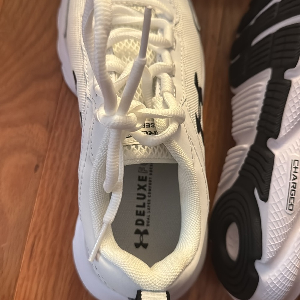 Womens Under Armour Sneakers - Picture 3 of 4